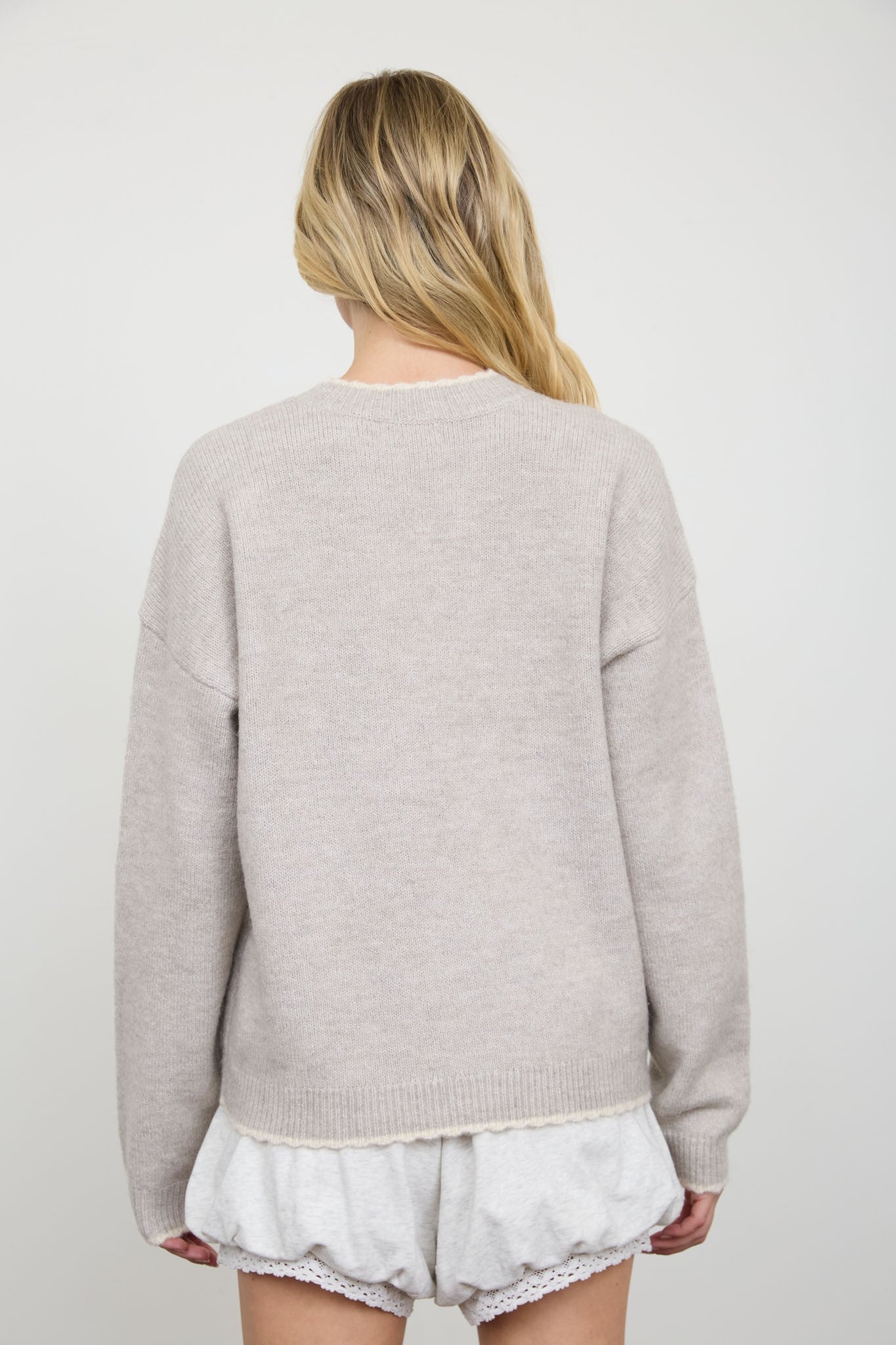 Contrast Edge Crew Neck Pullover cr3069