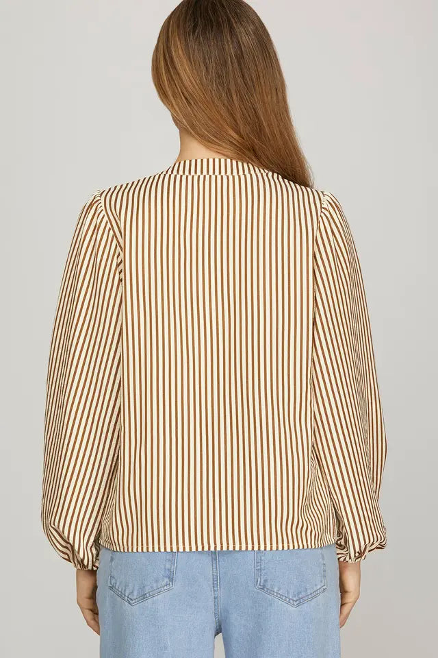 long sleeve pin tuck tie